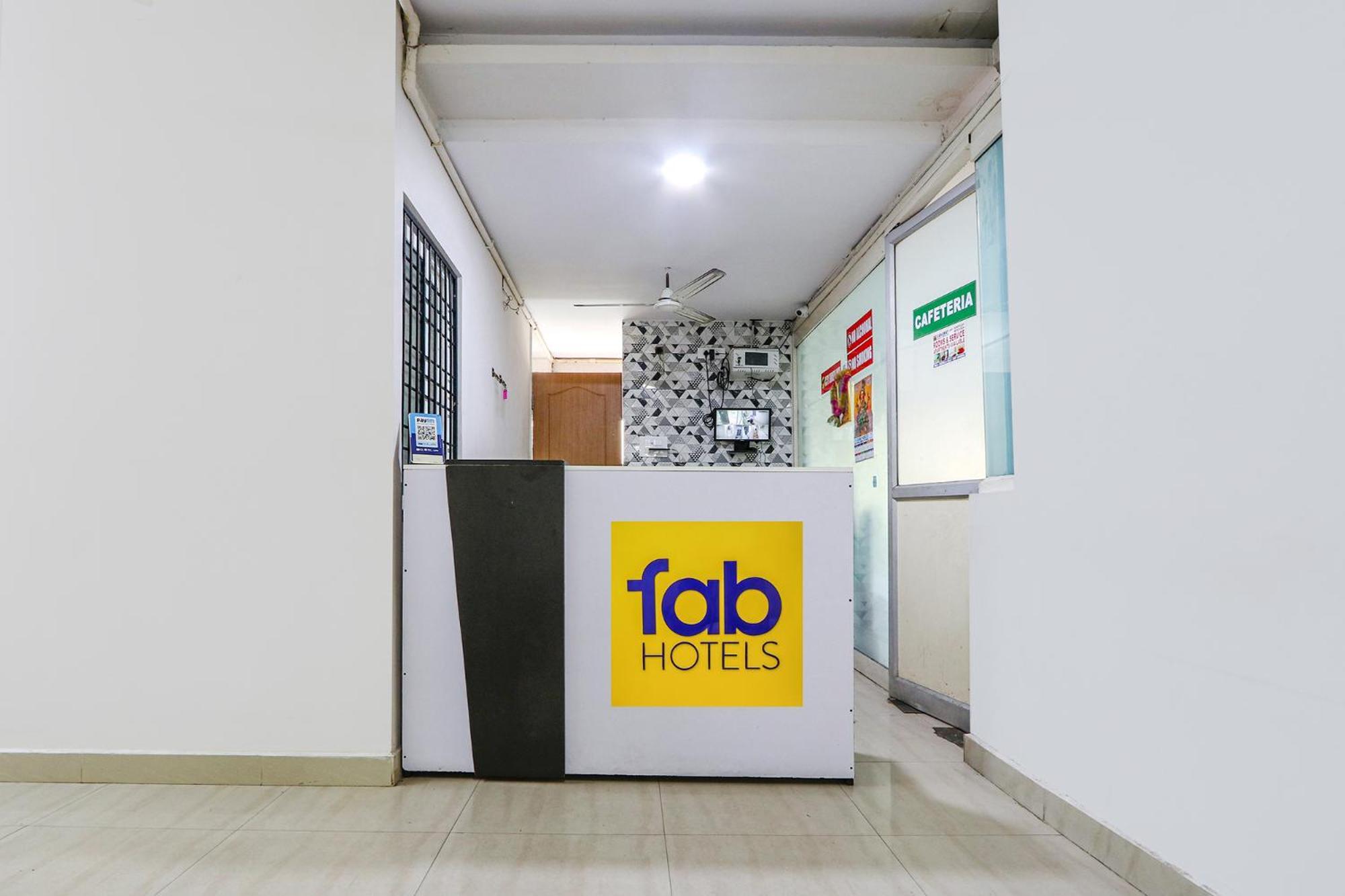 Fabexpress Korner Inn - Sivaji Park Visakhapatnam Exterior photo